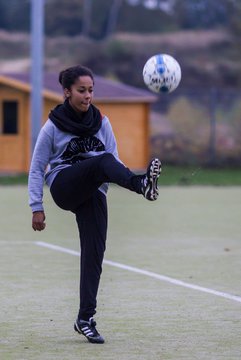 Bild 33 - C-Juniorinnen Training